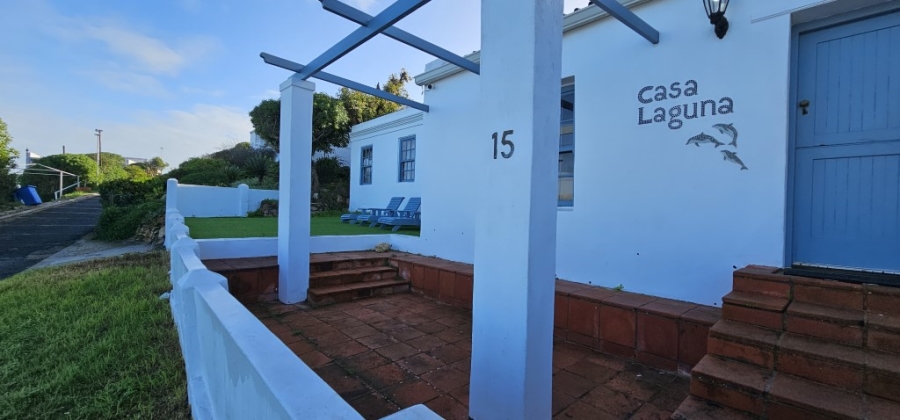 3 Bedroom Property for Sale in Middedorp Western Cape